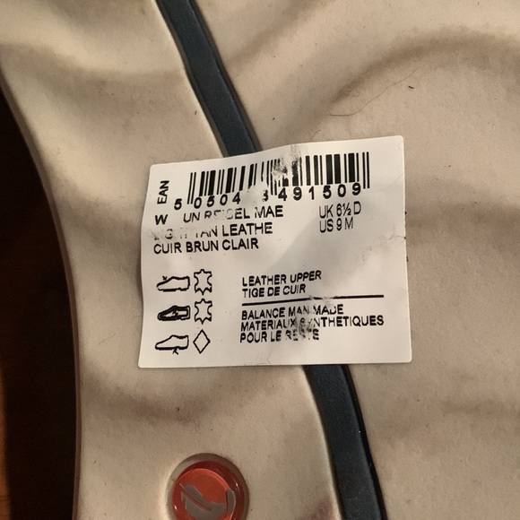 Sandal - 5.5M has a mark on strap, 9.5M, 9M, 7W - Picture 11 of 12